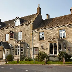 Royal George By Greene King Hotel